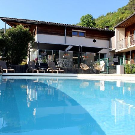 Hotel Le Vanseen Les Vans Eksteriør bilde