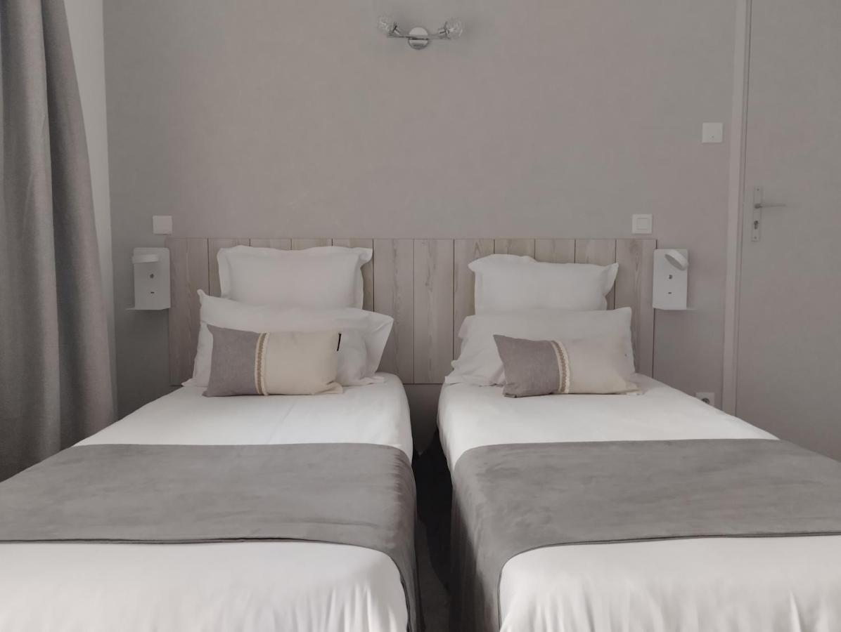 Hotel Le Vanseen Les Vans Eksteriør bilde