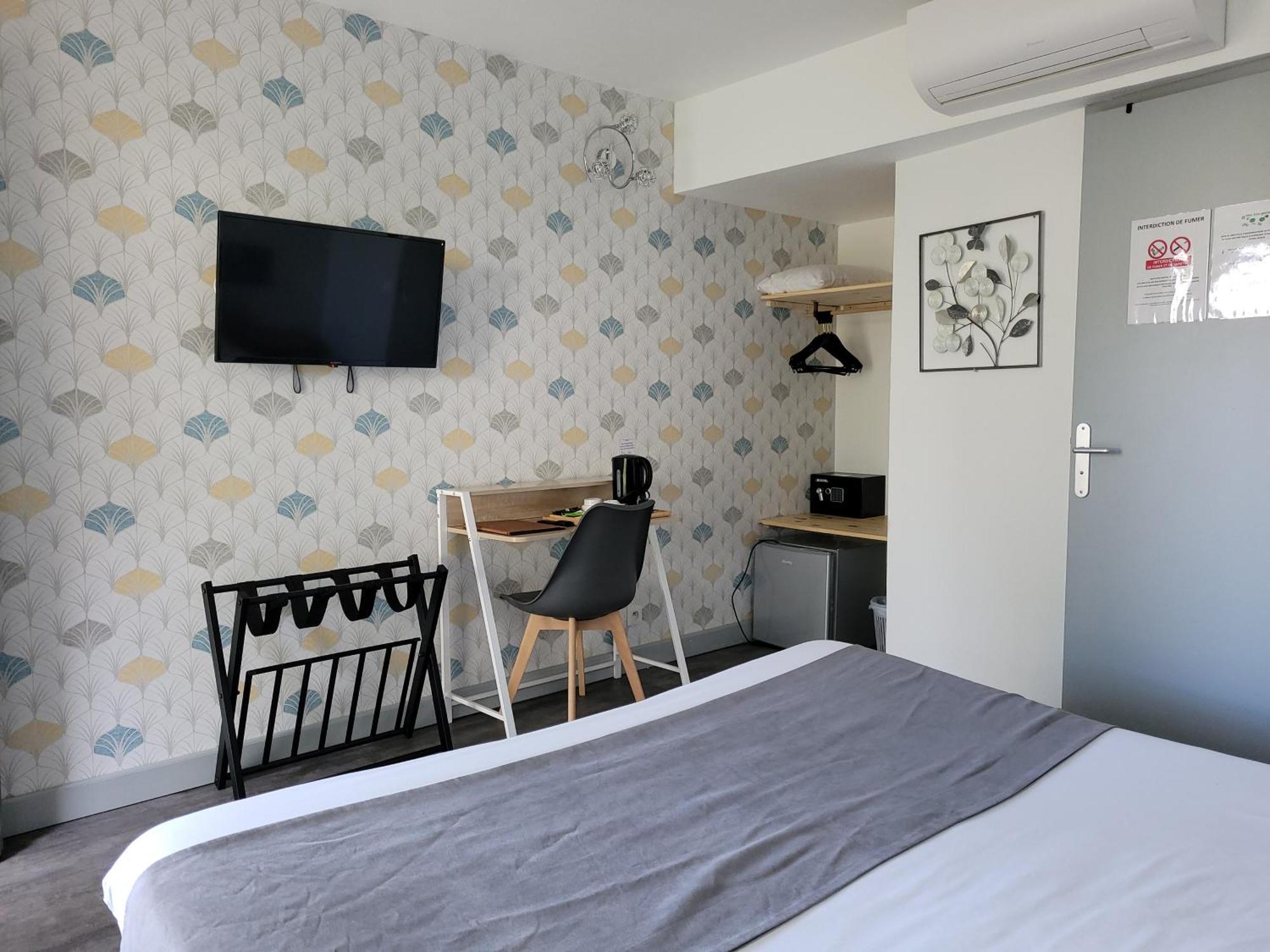 Hotel Le Vanseen Les Vans Eksteriør bilde